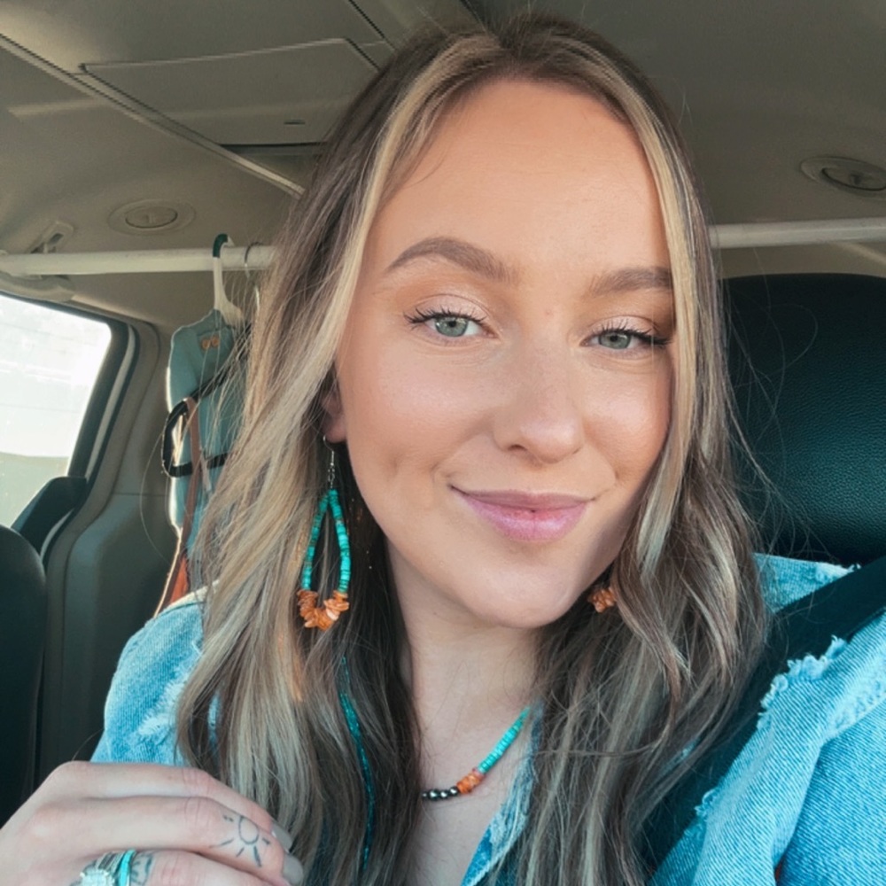 Meet your Posher, Tessa